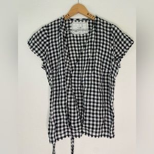 NPL (Not Perfect Linen) Madrid wrap top Size large
